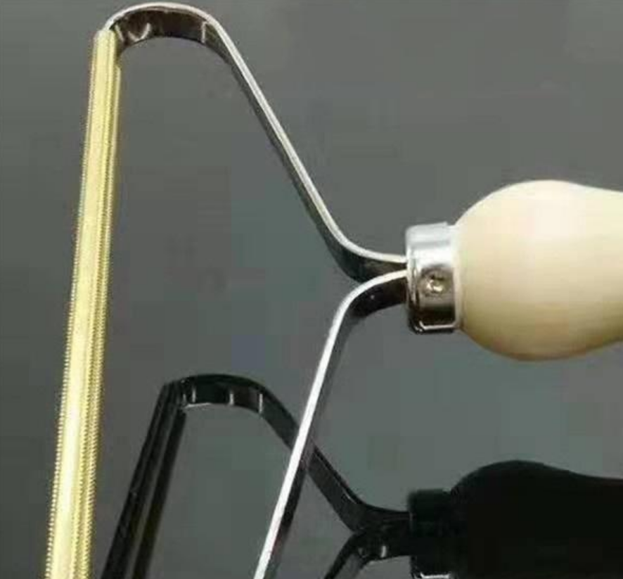 Lint Remover Wooden Handle - Here and There Makers