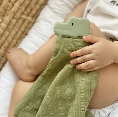 Rubber Teether with Muslin Comforter - Tikiri