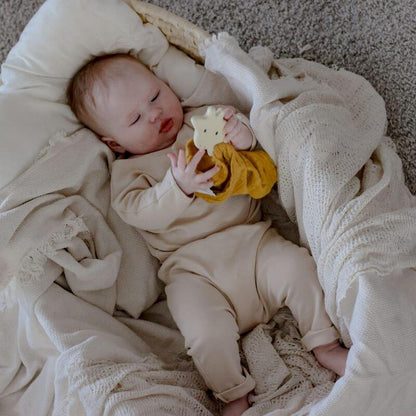 Rubber Teether with Muslin Comforter - Tikiri