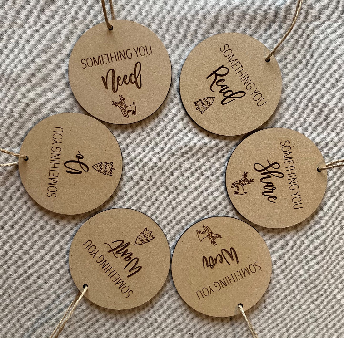 Set of 6 Reusable Gift Tags Round Wooden